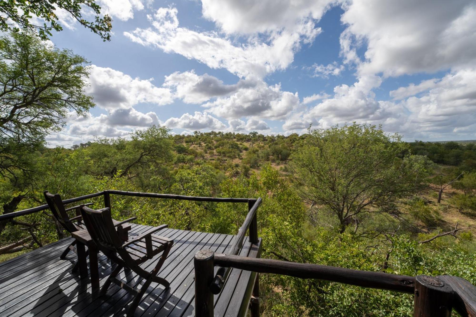 Готель Parsons Hilltop Safari Camp Заповідник Балуле Екстер'єр фото