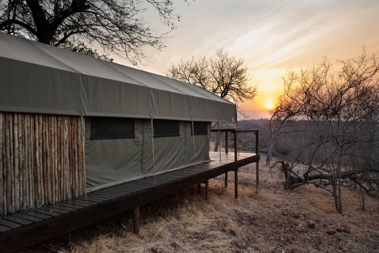 Готель Parsons Hilltop Safari Camp Заповідник Балуле Екстер'єр фото